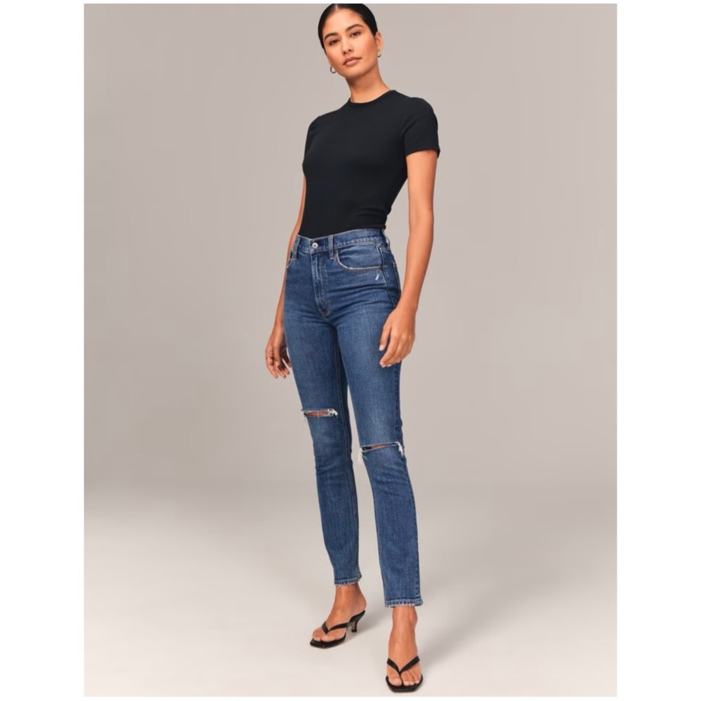 Abercrombie & Fitch High-Rise Skinny Jeans in Medium Blue with Knee Rips